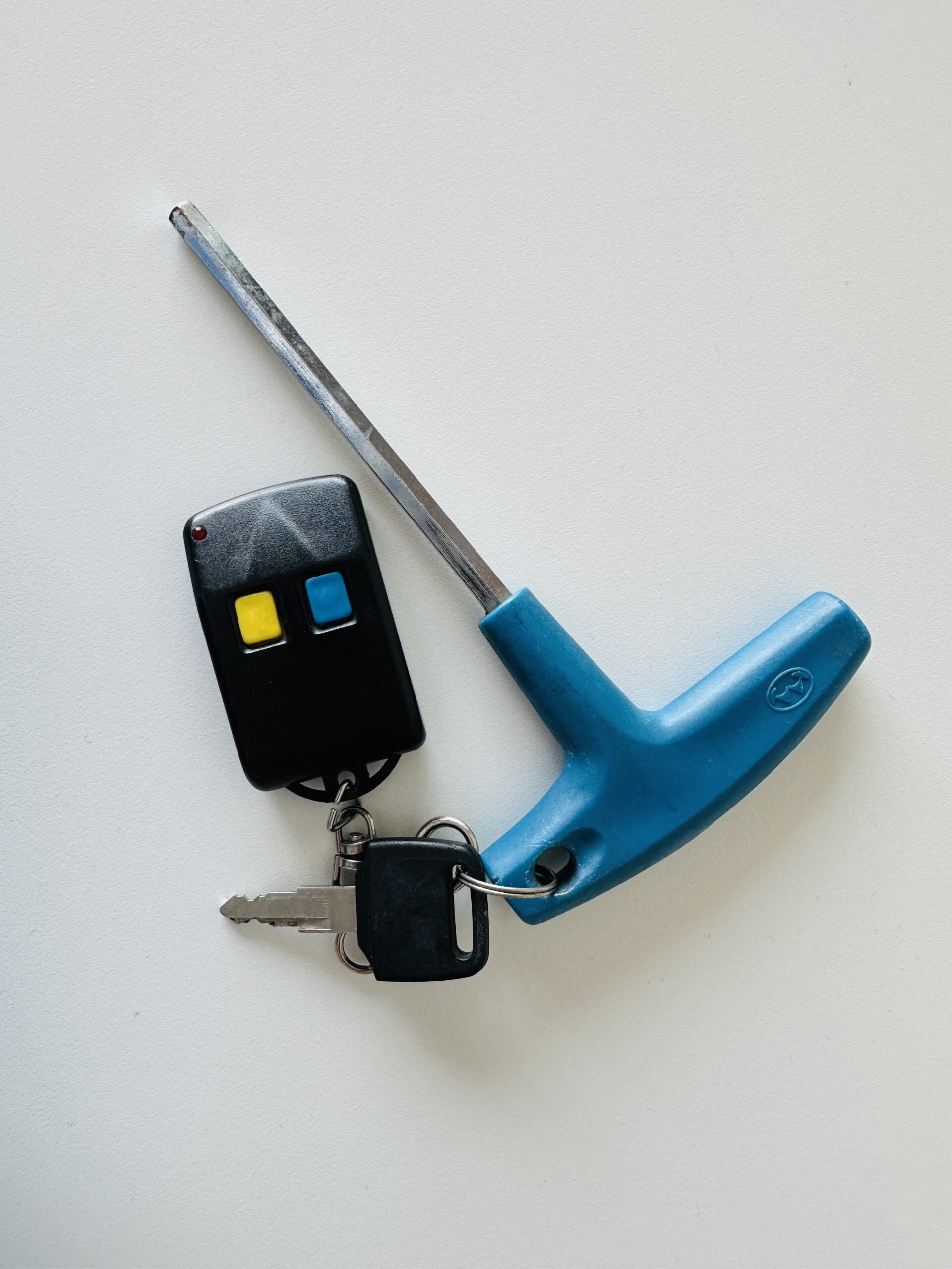 KEYS TO OCEAN GEOPHYSICS NEW OFFICE